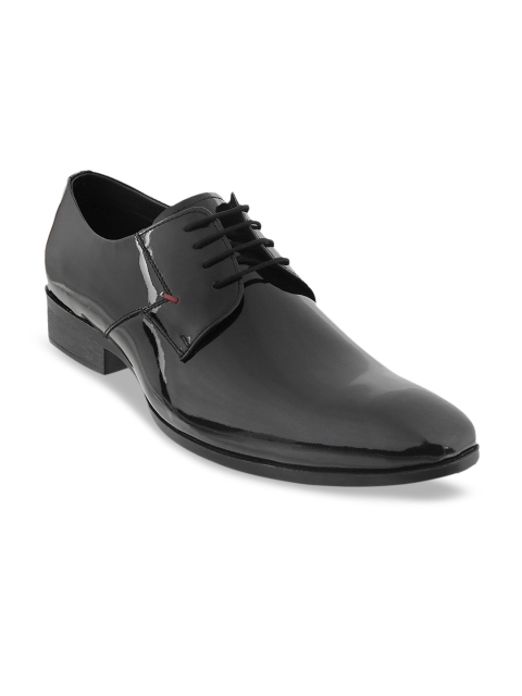 

Metro Men Black Solid Leather Formal Derbys