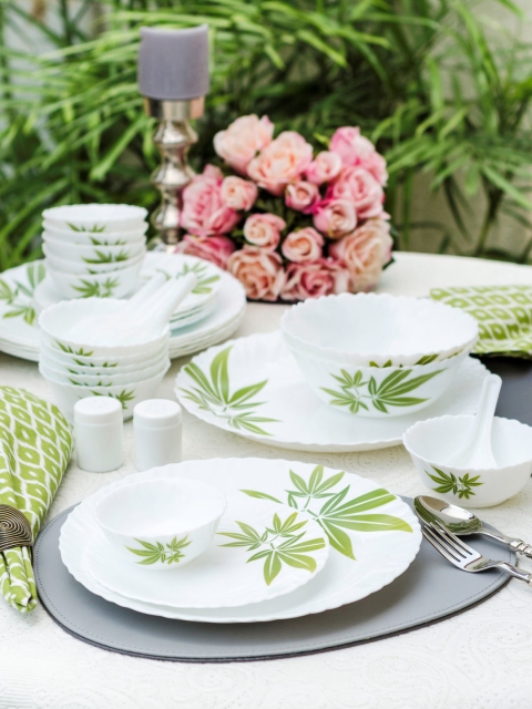 

Laopala White & Green Printed Trinty Green Opalware 20-Piece Dinner Set