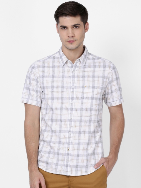

t-base Men White Regular Fit Checked Casual Shirt