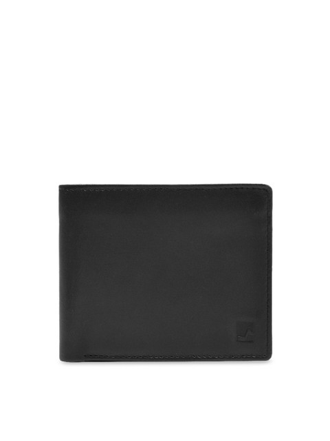

Da Milano Men Black Textured Two Fold Leather Wallet