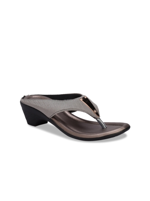 

Khadims Women Grey Solid Sandals
