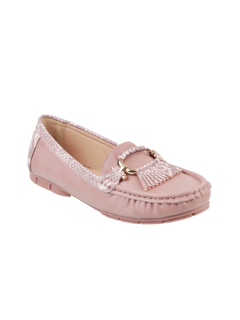 

Metro Women Pink Solid Loafers