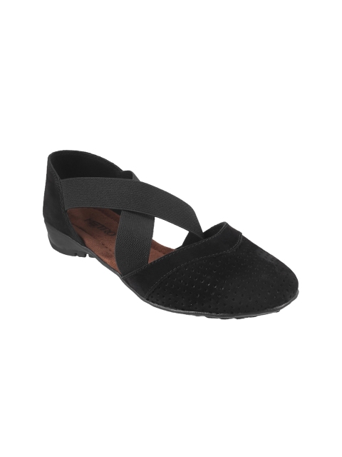 

Metro Women Black Solid Open Toe Sandals