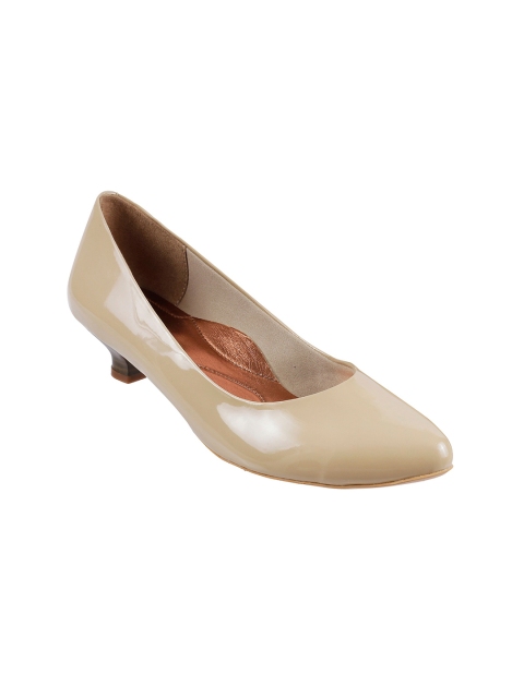 

Metro Women Beige Solid Pumps