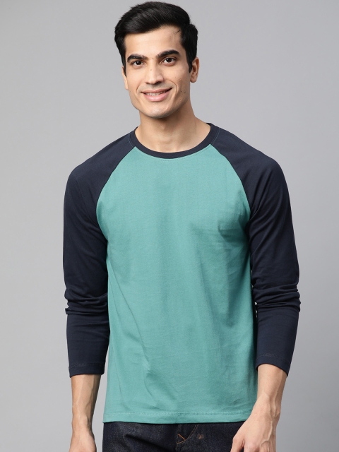 

Mast & Harbour Men Green & Navy Blue Solid Round Neck T-shirt