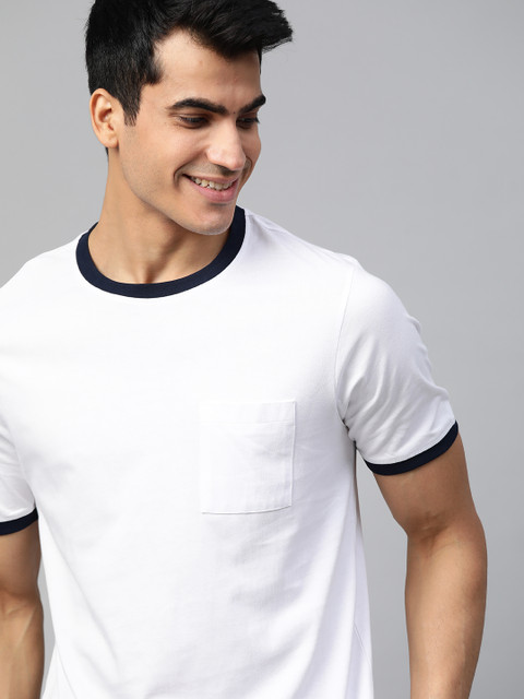 

Mast & Harbour Men White Solid Round Neck T-shirt