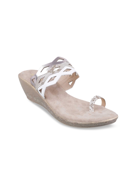 

Metro Women Beige & Silver-Toned Colourblocked Wedges