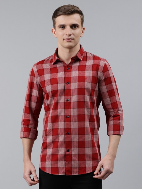 

Allen Solly Sport Men Red & White Slim Fit Checked Casual Shirt