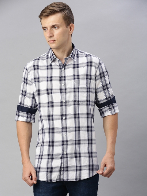 

Van Heusen Sport Men White & Navy Blue Slim Fit Checked Casual Cotton Shirt