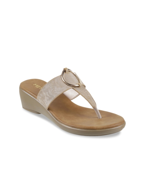 

Metro Women Beige Solid Sandals