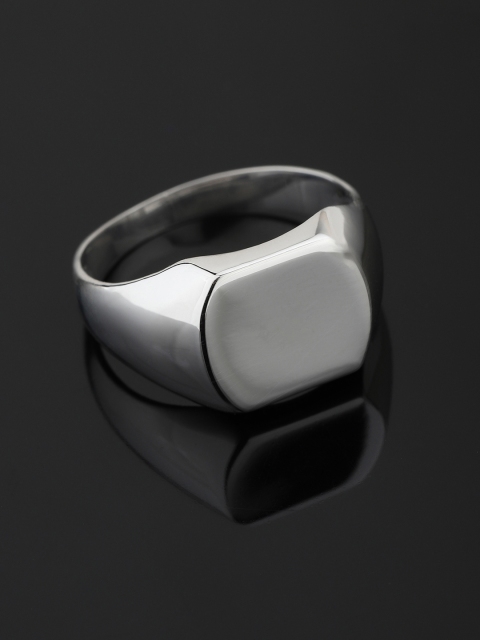 

Carlton London Men Silver-Toned Rhodium-Plated Finger Ring