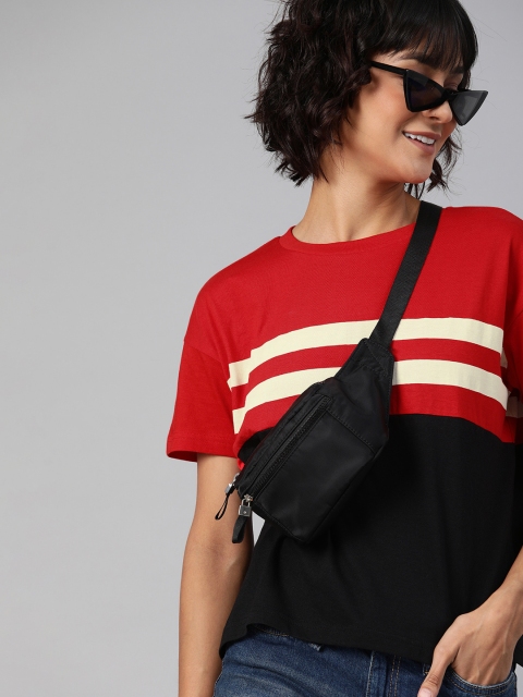 

HERE&NOW Women Black & Red Colourblocked Round Neck T-shirt