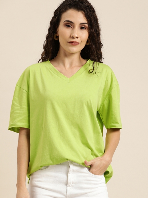 

Moda Rapido Women Green Solid V-Neck T-shirt