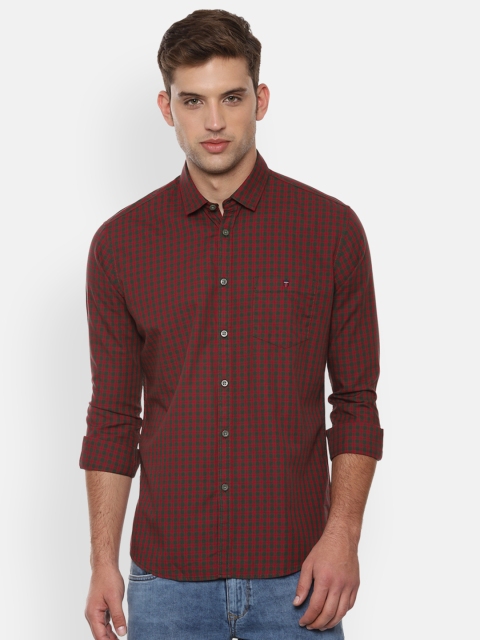 

Louis Philippe Jeans Men Maroon Slim Fit Checked Casual Shirt