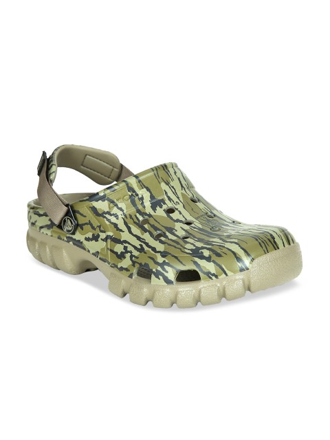

Crocs Unisex Green & Beige Printed OffroadSport MossyOak Bttm Clogs