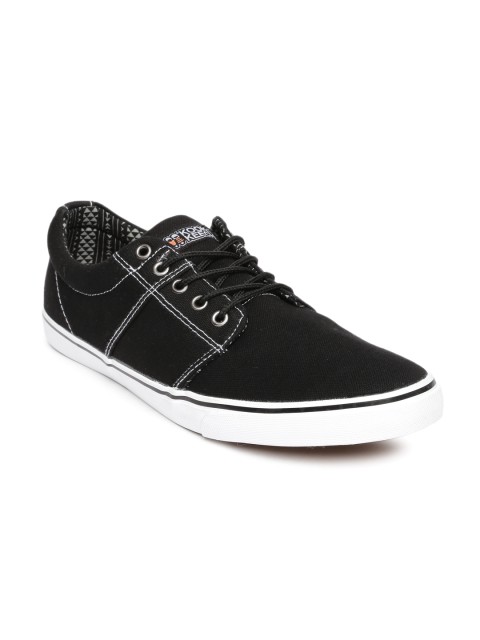 

Kook N Keech Men Black Casual Shoes