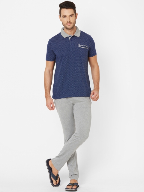 

Sweet Dreams Men Navy Blue & Grey Solid Night suit