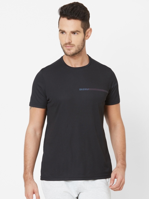 

Sweet Dreams Men Black Self-Checked Round Neck Workout T-shirt