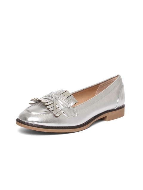 

DOROTHY PERKINS Women Silver-Toned Fringed Loafers