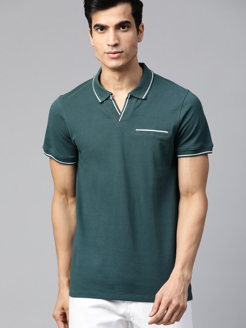 

Roadster Men Green Solid Polo Collar T-shirt