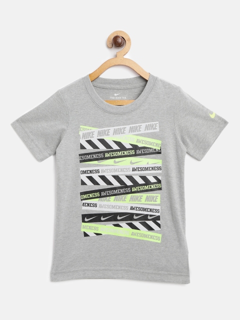 

Nike Boys Grey Melange Awesomeness Taping Print Round Neck T-shirt