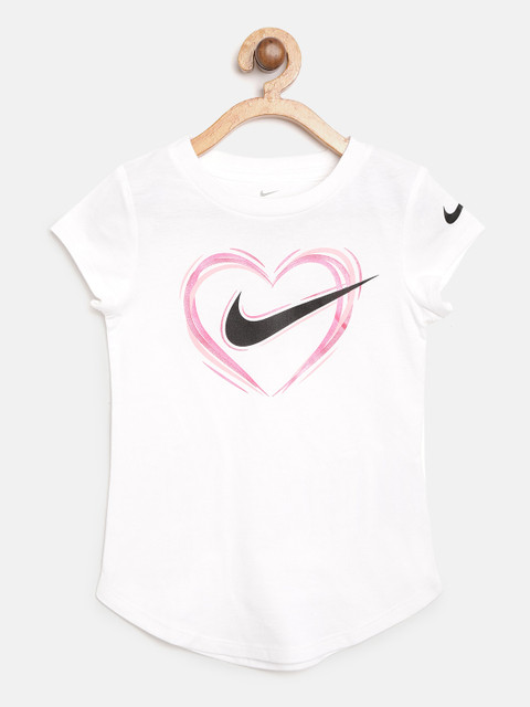 

Nike Girls White Stroke Heart Brand Logo Print Scoop T-shirt