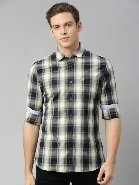 

French Connection Men Blue & Off-White Slim Fit Checked Casual Shirt