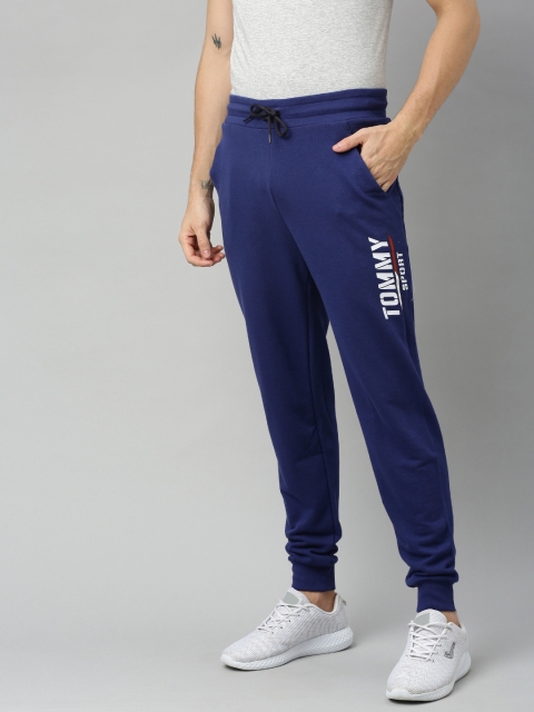 

Tommy Hilfiger Mens Burgundy Solid Trackpants, Blue