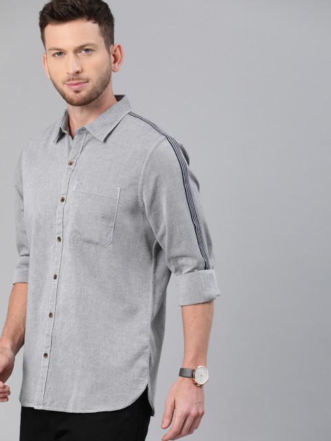 

WROGN Men Grey Slim Fit Self Design Casual Shirt with Side Taping Detail