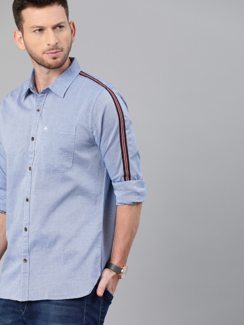 

WROGN Men Blue Slim Fit Self Design Casual Shirt with Side Taping