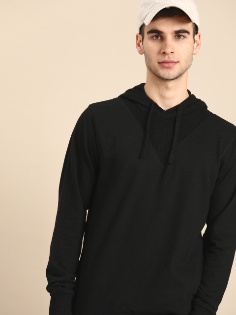 

ether Men Black Solid Hooded Sweatshirt