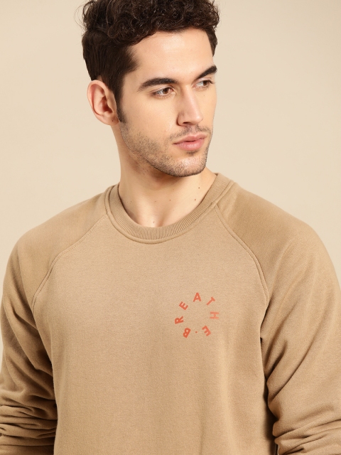 

ether Men Beige Printed Detail Sweatshirt
