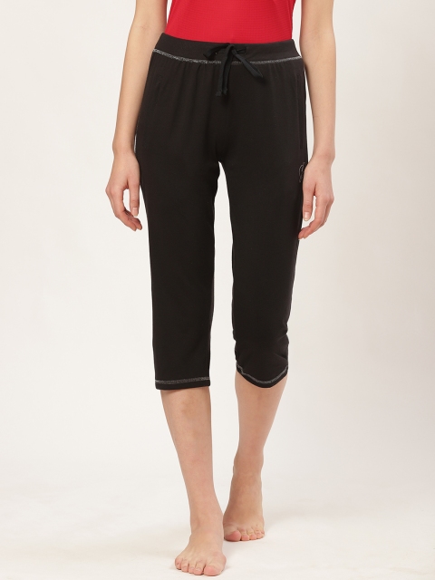 

Sweet Dreams Women Black Solid Regular Fit Lounge Capris