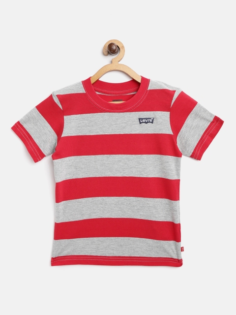 

Levis Boys Red & Grey Melange Striped Round Neck T-shirt
