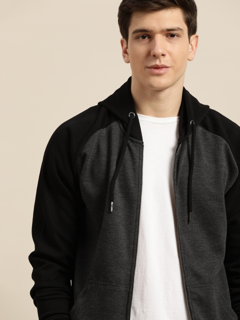 

INVICTUS Men Charcoal Grey & Black Solid Hooded Sweatshirt