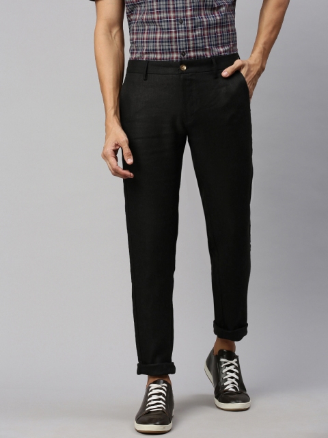 

Indian Terrain Men Black Brooklyn Slim Fit Solid Chinos