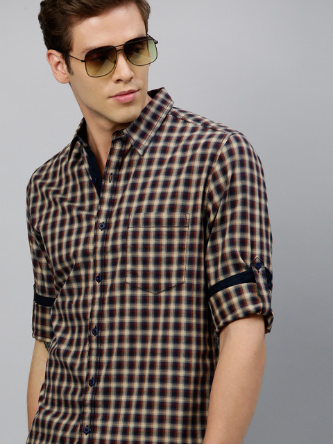 

Roadster Men Brown & Beige Regular Fit Checked Casual Shirt