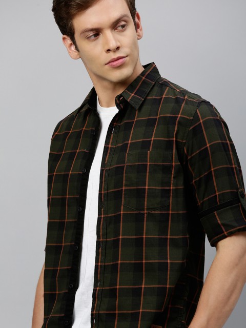

Roadster Men Olive Green & Orange Regular Fit Checked Casual Shirt