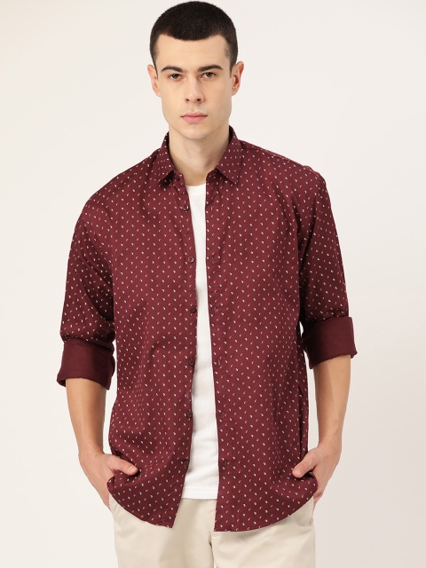 

SOJANYA Men Maroon & Off-White Regular Fit Ditsy Paisley Casual Shirt