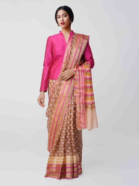 

Unnati Silks Peach-Coloured & Gold-Toned Silk Blend Printed Kota Handloom Saree