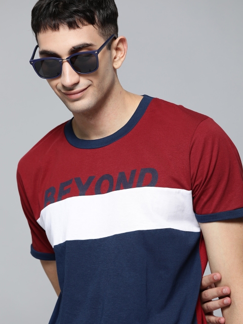 

HERE&NOW Men Burgundy & Navy Blue Colourblocked Round Neck T-shirt