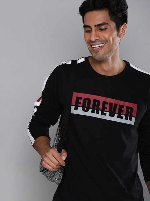 

HERE&NOW Men Black Printed Round Neck T-shirt