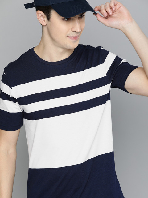 

HERE&NOW Men White & Navy Blue Striped Round Neck T-shirt