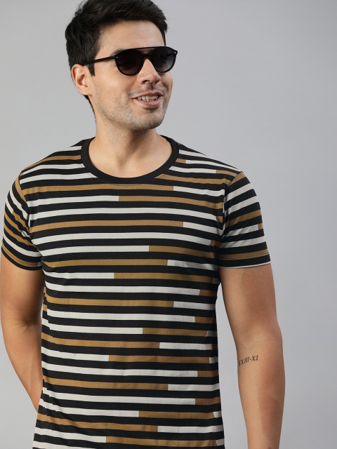 

HERE&NOW Men Grey & Black Striped Round Neck Pure Cotton T-shirt