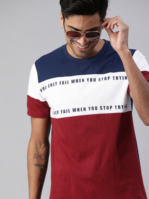 

HERENOW Men Maroon White Colourblocked Round Neck Pure Cotton T-shirt