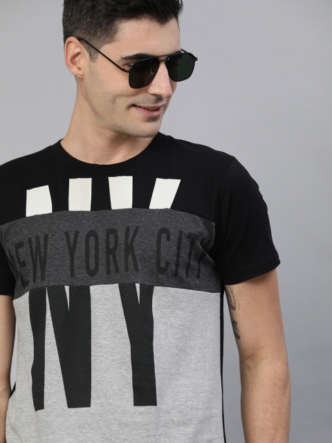 

HERE&NOW Men Grey Melange & Black Printed Round Neck T-shirt