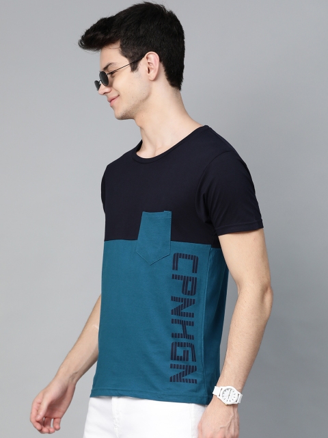 

HERE&NOW Men Blue Colourblocked Round Neck T-shirt