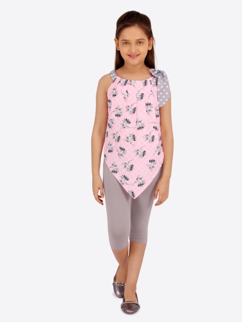 

CUTECUMBER Girls Pink & Grey Printed Top with Capris