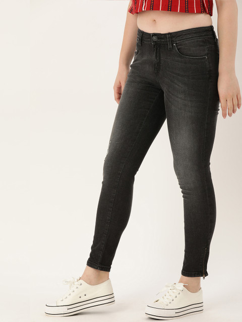 

Lee Cooper Women Black Slim Fit Mid-Rise Clean Look Stretchable Jeans