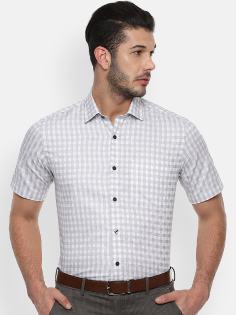 

Louis Philippe Men White & Grey Slim Fit Checked Formal Shirt